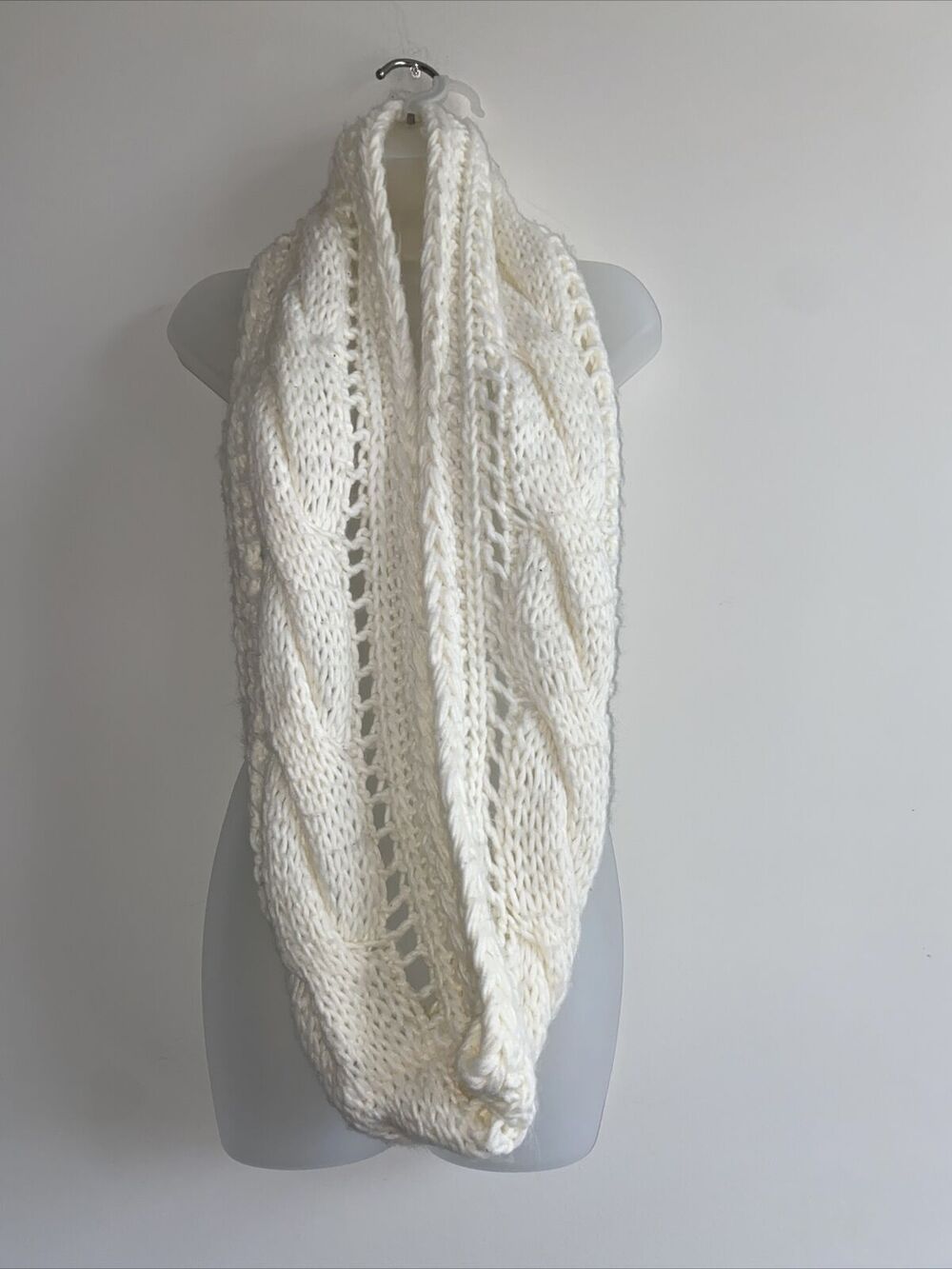 American Eagle Infinity Scarf Women Cream